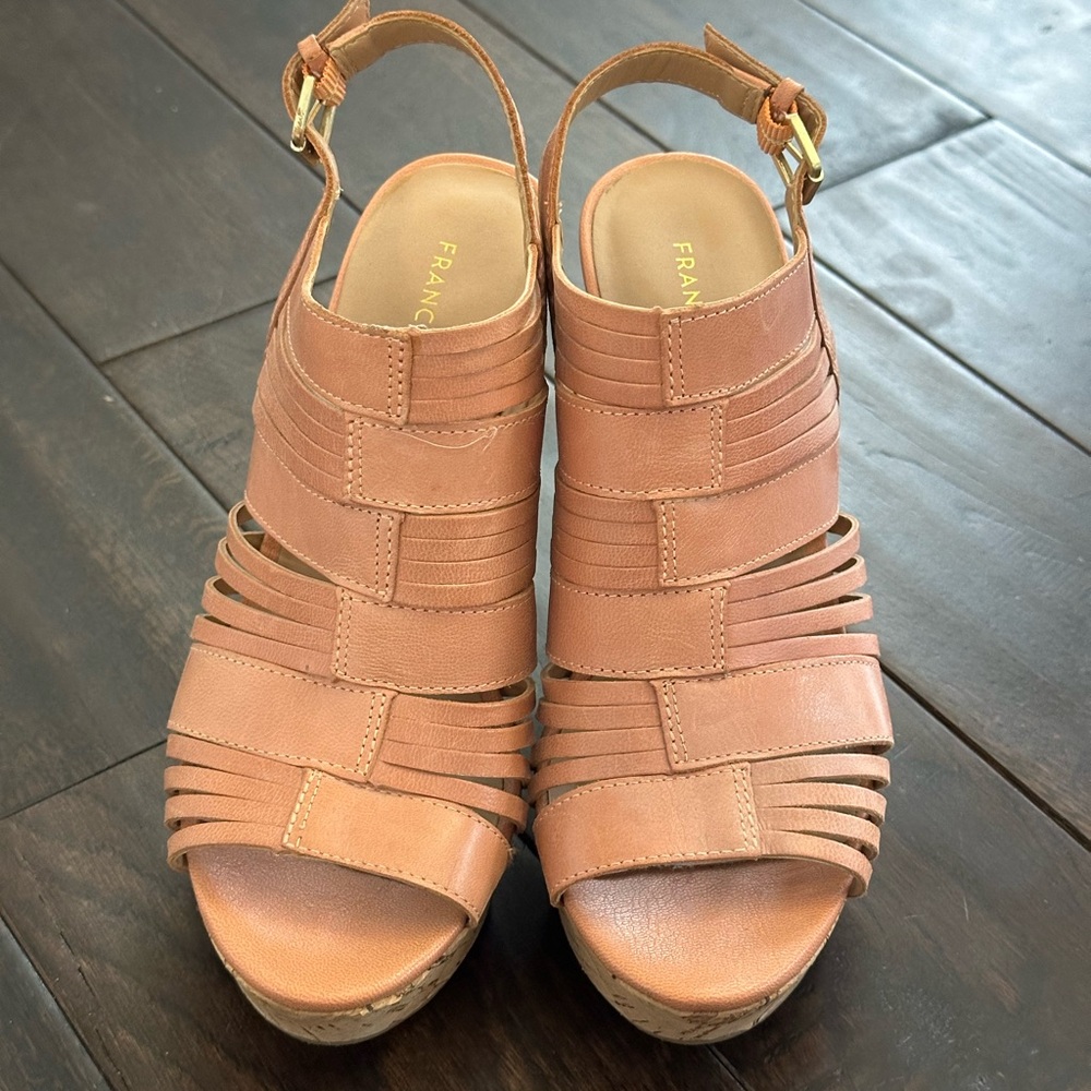 Franco Sarto Women’s Brown Strappy Platform Wedges